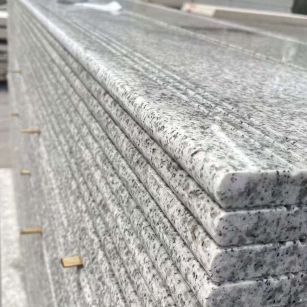 温州芝麻白楼梯踏步 花岗岩楼梯板材
