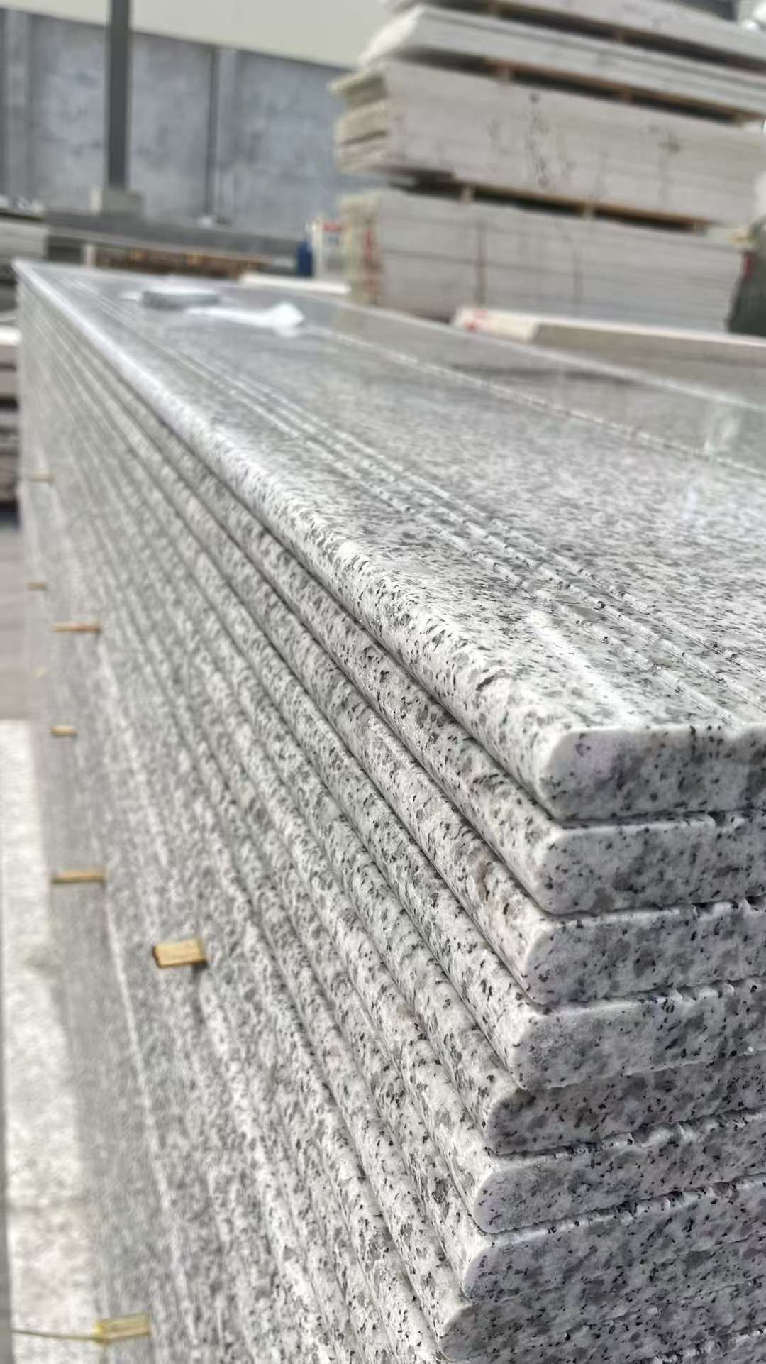 温州芝麻白楼梯踏步 花岗岩楼梯板材