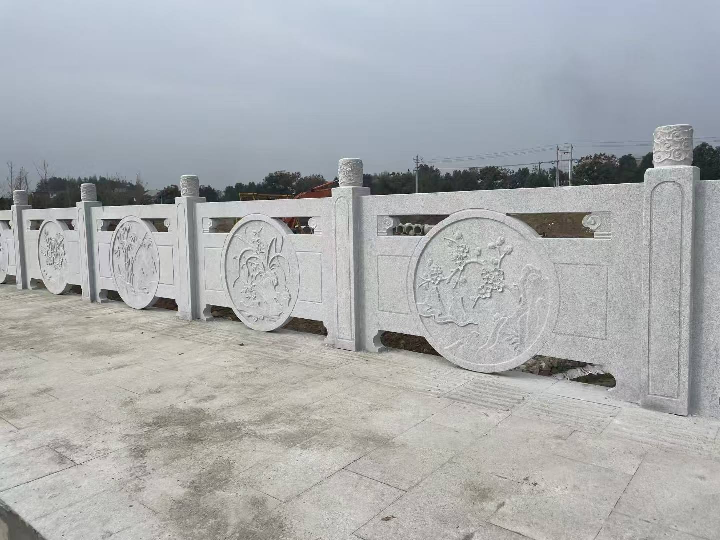 温州芝麻白河道栏杆 石材栏杆