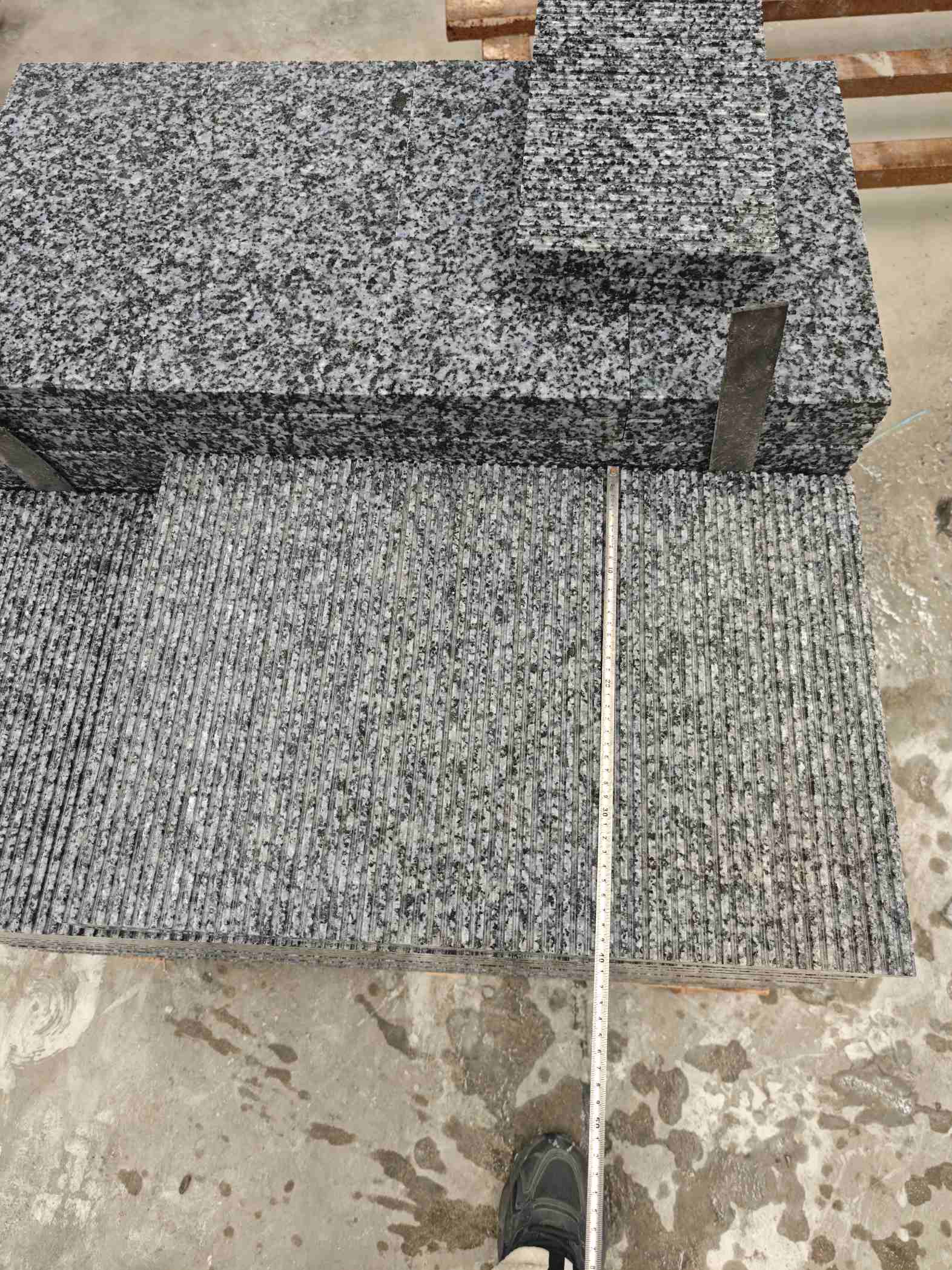 温州芝麻黑拉丝面